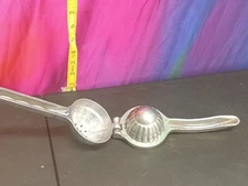 Jasper Cast Aluminum Manual Citrus Squeezer Lemon Lime Juicer Press Heavy Duty