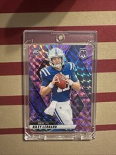 UP AND COMING QB 2025 Panini Mosaic Riley Leonard #372 Reactive Purple Mosaic 