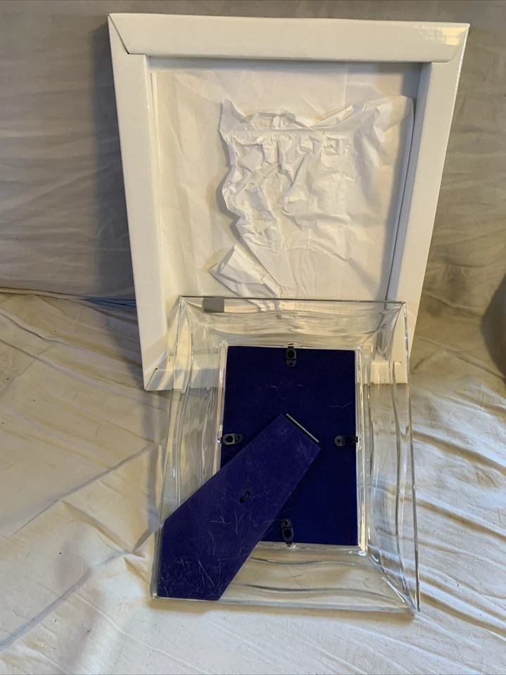 Marco de fotos biselado de vidrio MIKASA 9 x 11 en general Foto 3 de 4