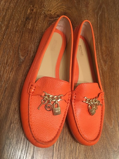 michael kors charm moc loafer