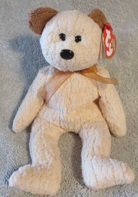 Ty Beanie Baby Huggy the Bear DOB August 20, 2000 MWMT Free Shipping