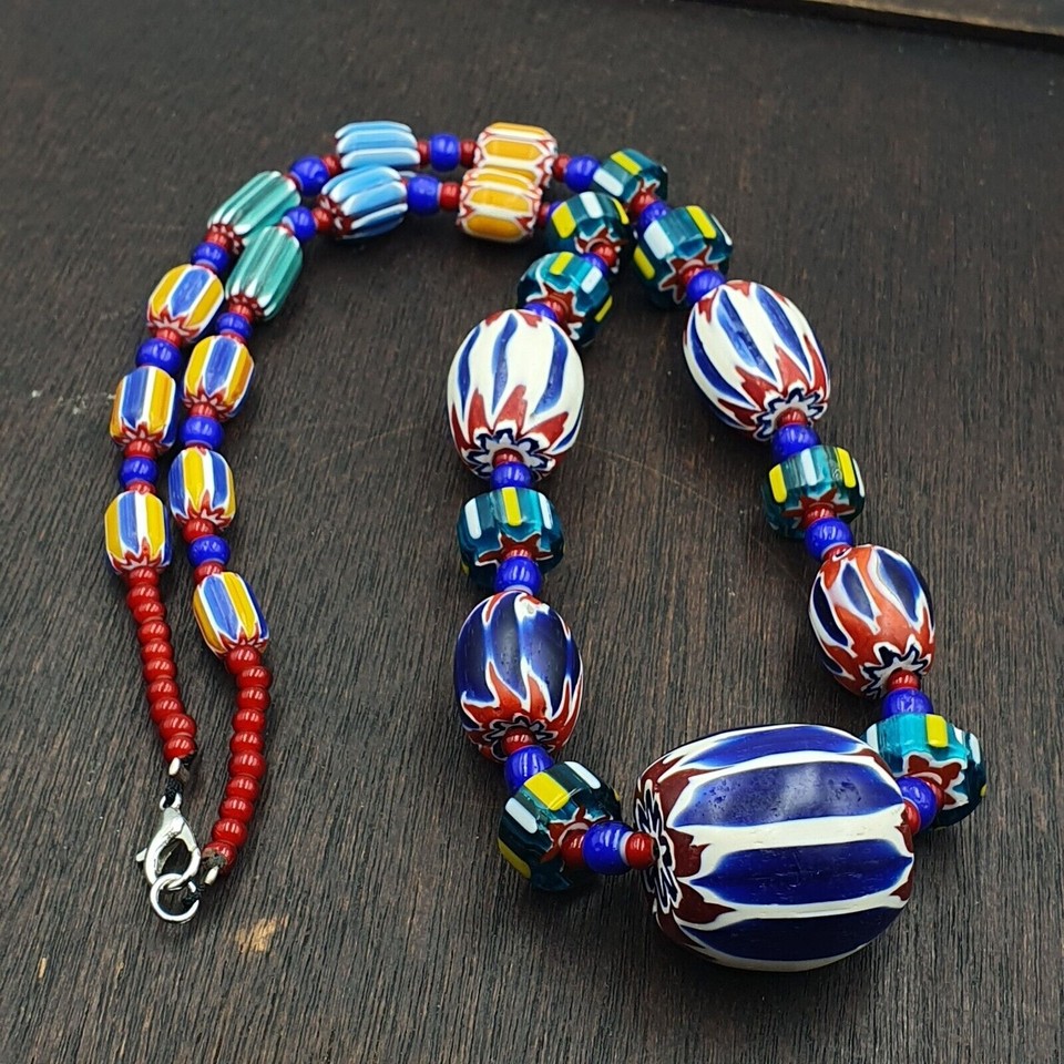Collier Vintage Perles De Verre Multicouches - Style Vénitien Chevron Bleu/Rouge - Fait Main Thaïlande