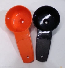 Vintage TUPPERWARE Mini Funnels #877 Lot of 2 (1 orange, 1 black)