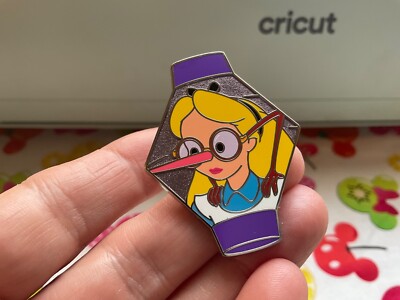 Disney Pins Alice In Wonderland Lanterns Mystery pin  - Alice