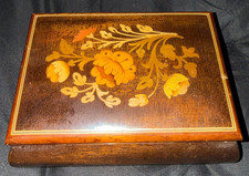 Vintage Sorrento Italian Wood Inlay Music Box...