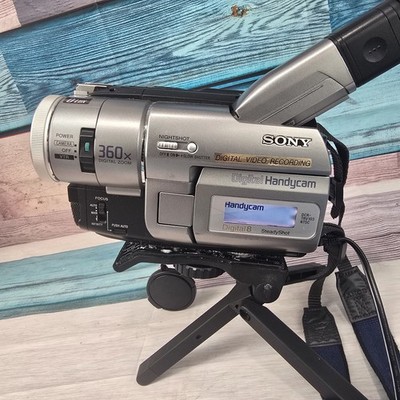 Sony DCR-TRV103 Digital8 Hi8 8mm Video8 Camcorder VCR Player Video
