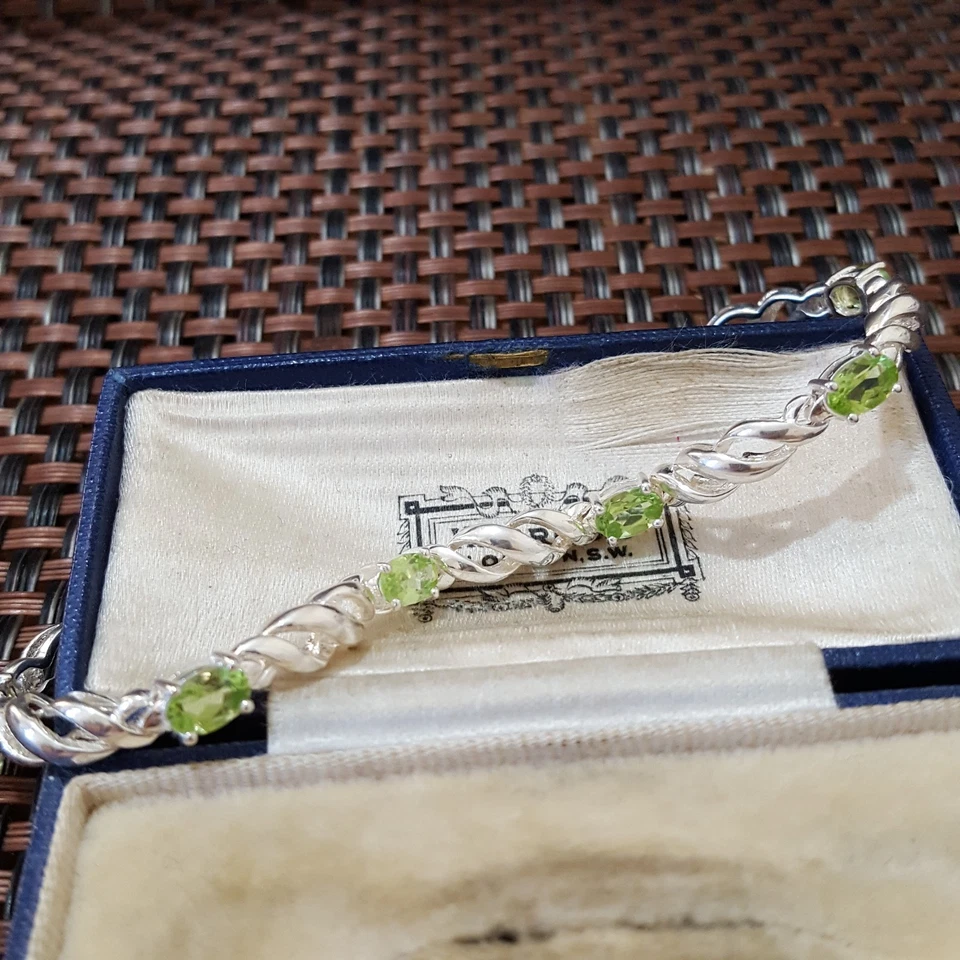 925 Sterling Silver Tennis Bracelet, Green Peridot Gemstones, 8.2", Hallmarked - Image 3 of 4