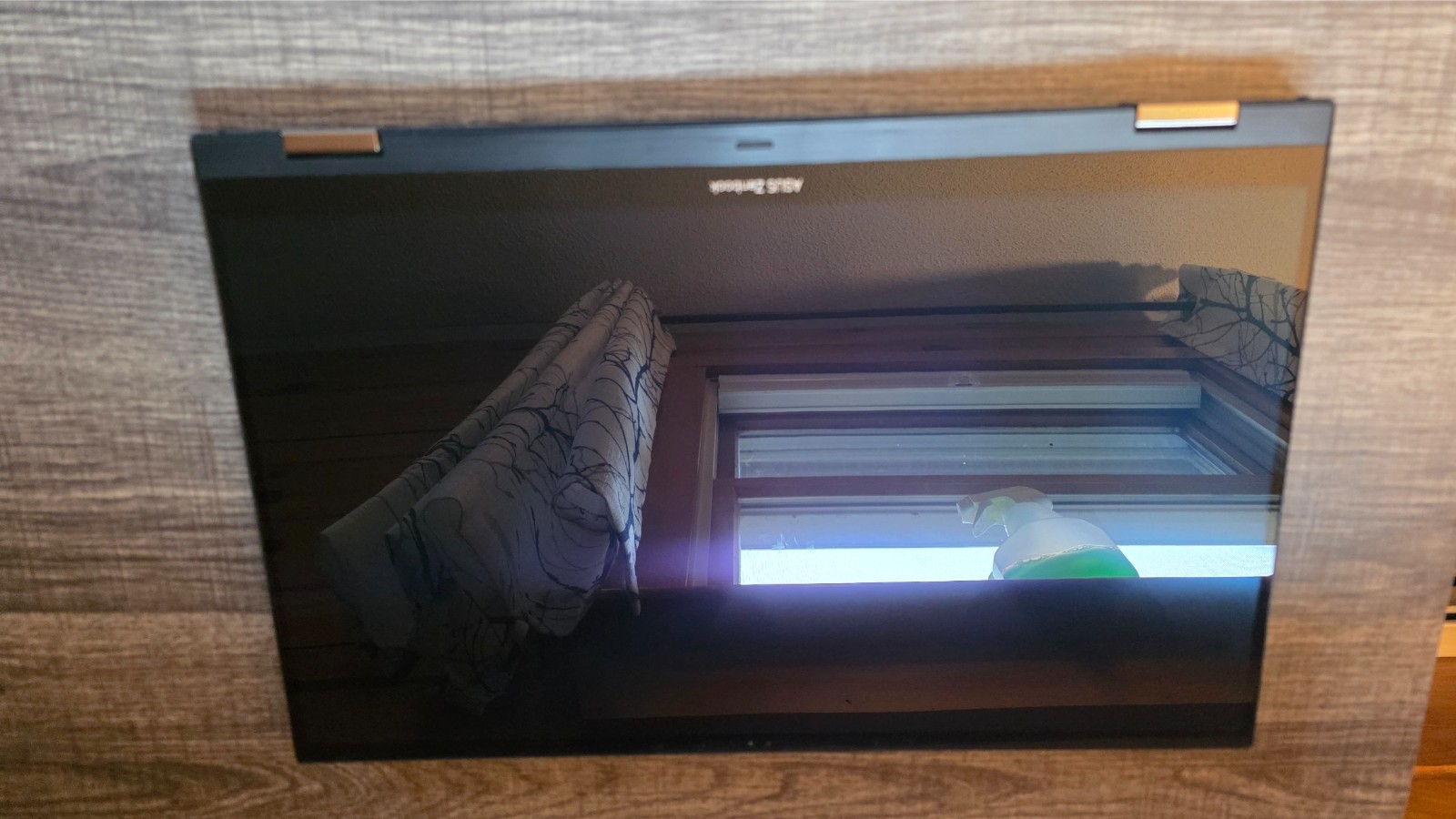 ASUS ZenBook Flip 15, 15.6-Inch Laptop, with I7-12700H, Windows 11 Home