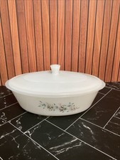 Vintage Glasbake Frost Pine casserole dish wi...