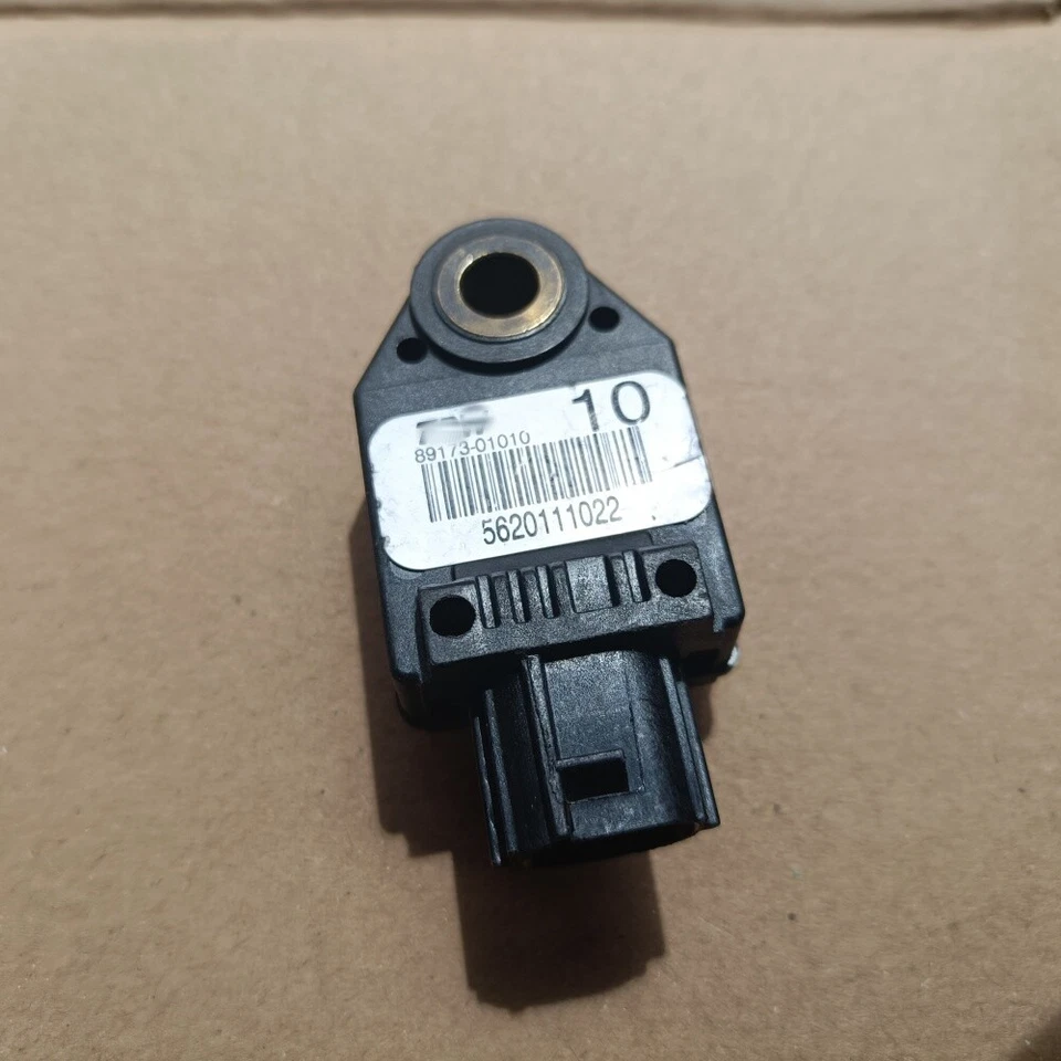 OEM 89173-01010 Front Sensor Part For 2009-2013 TOYOTA COROLLA - Image 3 of 4