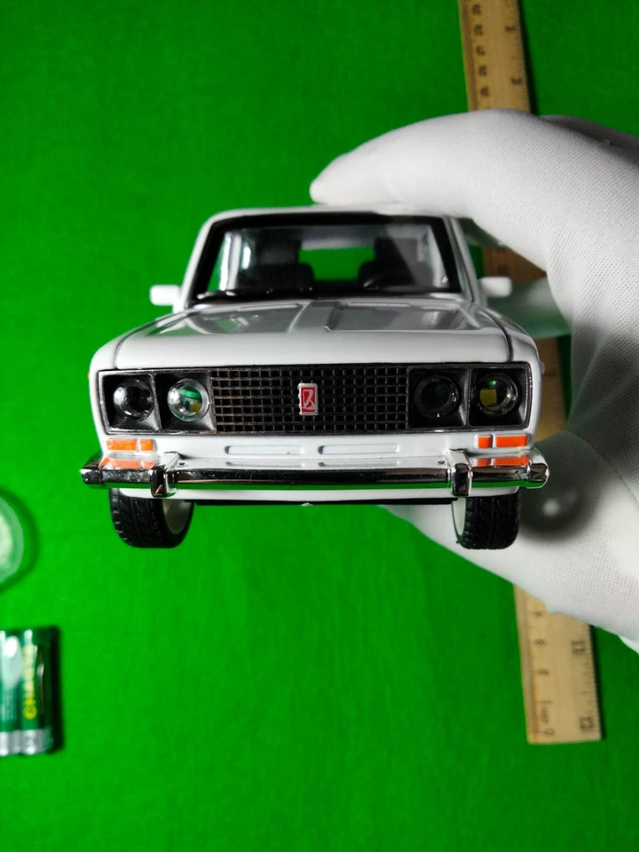 USSR VAZ 2106 LADA 1600 Zhiguli UNION  Soviet Classic Retro Car Diecast Model - Image 3 of 4