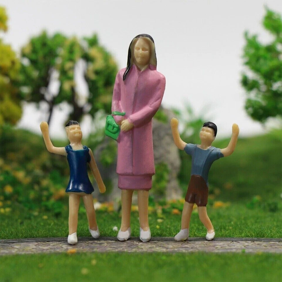 Figuren stehend sitzend 1:32 Reisende Spur 1 und Carrera 132 Set 14 Stück F43 - Bild 4 von 4