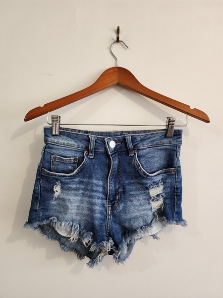 H&M Divided Label Women Distressed Ripped Short Blue Denim Shorts UK 8 EU 36