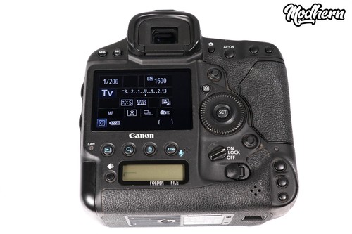 Canon EOS 1DX 18.1MP Digital SLR Camera Body - Only 38k Shutter Count - Picture 6 of 8
