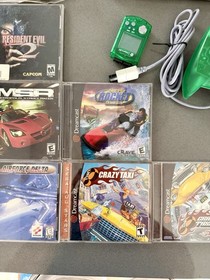 Sega Dreamcast Console Bundle w/ Crazy Taxi 2 Resident Evil 2 VMU Wheel - Tested