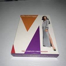  Z1- Mary Tyler Moore Show - The Complete First Season, 4 DVD set, 1970-1971
