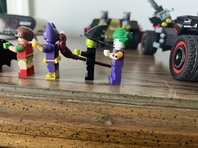 Lego Batman Movie Ultimate Batmobile Set Used Mostly Complete