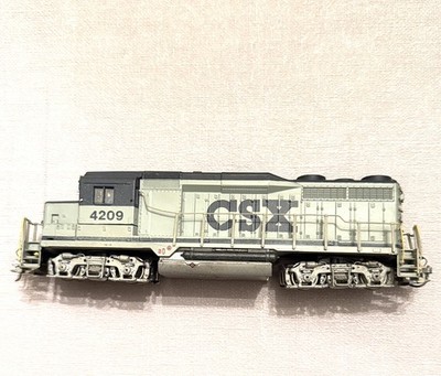 Diesel Locomotive HO BACHMANN SPECTRUM 41-0826-L6 GP-30 CSX #4209 Excellent