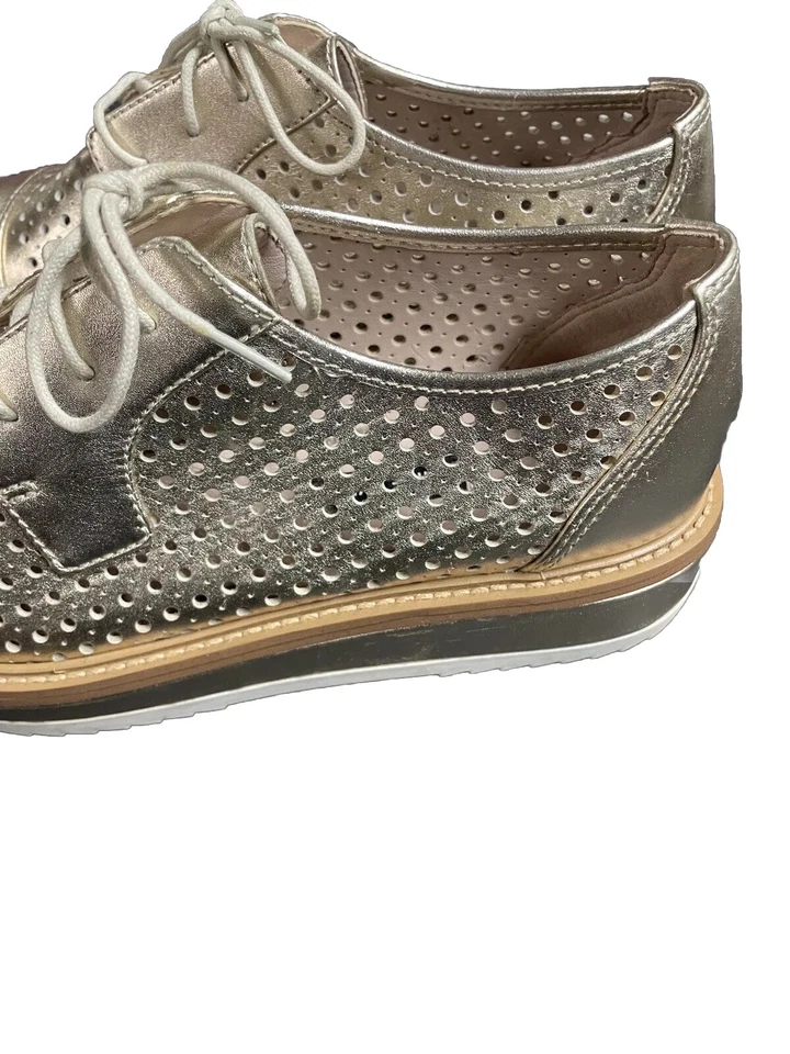 Nine West VERWIN Gold Leather Metallic Platform Perforated Oxford Wm's Shoes NEW - Image 3 of 4