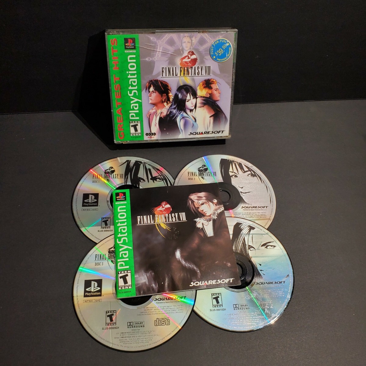 Final Fantasy VIII 8 (Sony PlayStation 1, 1999) COMPLETE 4 DISCS
