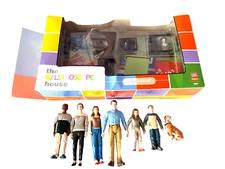 Kalaidoscope Bozart # 30031 Dollhouse Art Collection # 1 Family Dolls & a Dog VG