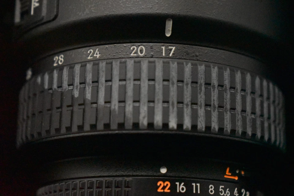 [US Duty Paid] Nikon AF-S Zoom Nikkor ED 17-35mm f/2.8D IF Lens Japan 8308 - Image 3 of 4