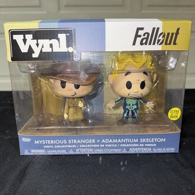 Funko Vnyl Fallout: Mysterious Stranger + Adamantium Skeleton Item NIB