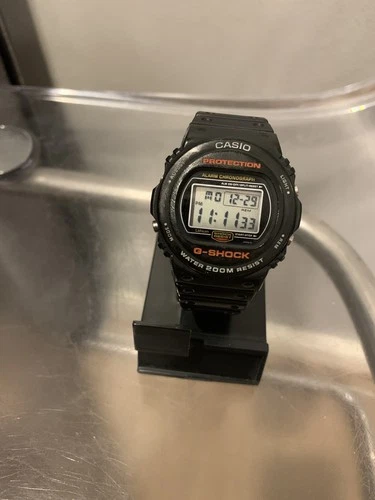 Vintage Casio G-Shock DW-5700