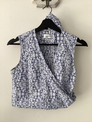 Damen Liberty blau Blumen Wickeltop, Größe Small (8), guter Zustand