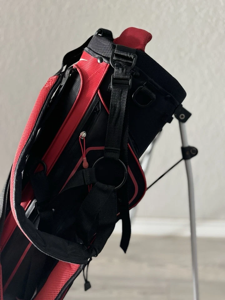 Nike VRS Junior Red Golf Bag Set with 7 9 Iron Driver 4H and Putter and - Image 2 of 4