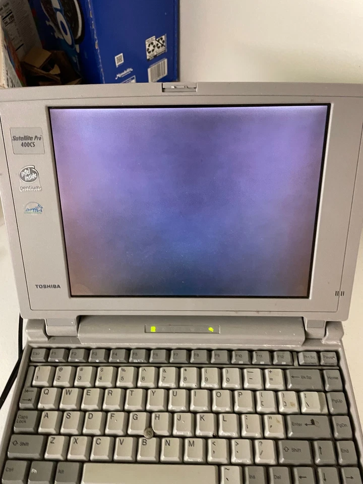 FINAL Vintage Toshiba Satellite Pro 400CS Laptop 11.3"  Powers On, 4Parts #600E - Image 3 of 4
