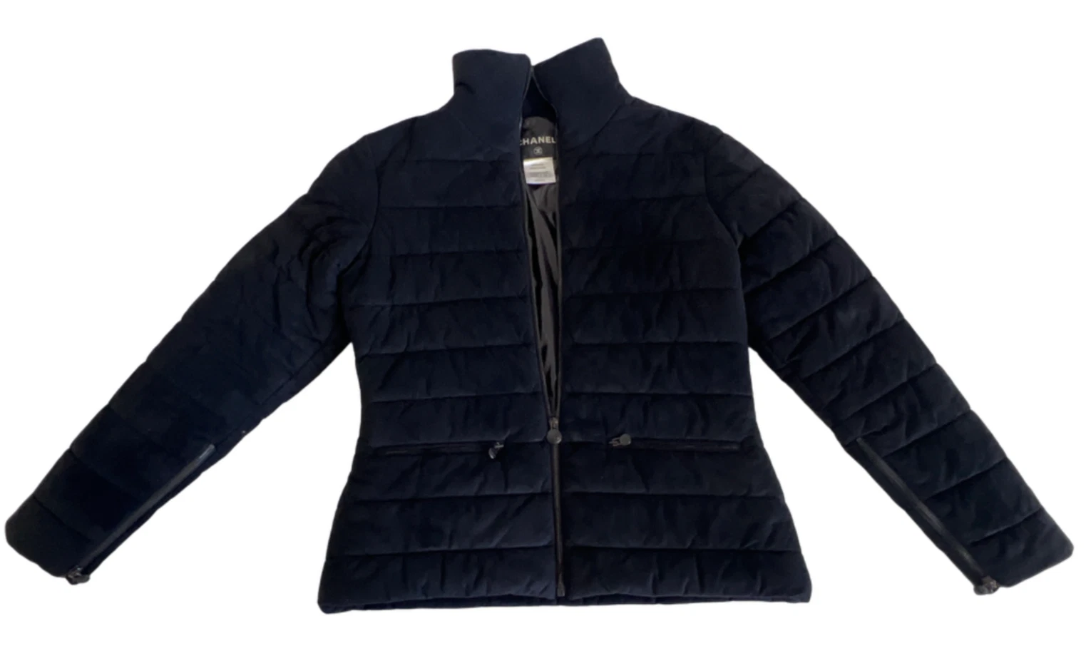 Giacca trapuntata nera Chanel P39359 Taglia 40