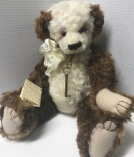 BARBARA  S ORIGINALS HONEY CUP BEARS MOHAIR  SUANDRI  WITH GROWLER. VINTAGE, NWT.