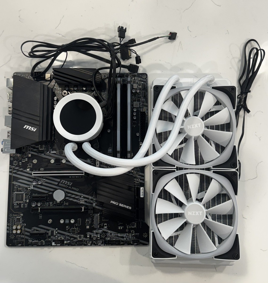 MSI B550 5700X 16GB×2(32gbDDR4 AMD Combo - Ryzen 7 5700X + MSI B550 Board + 16GB DDR4 RAM | Jawa