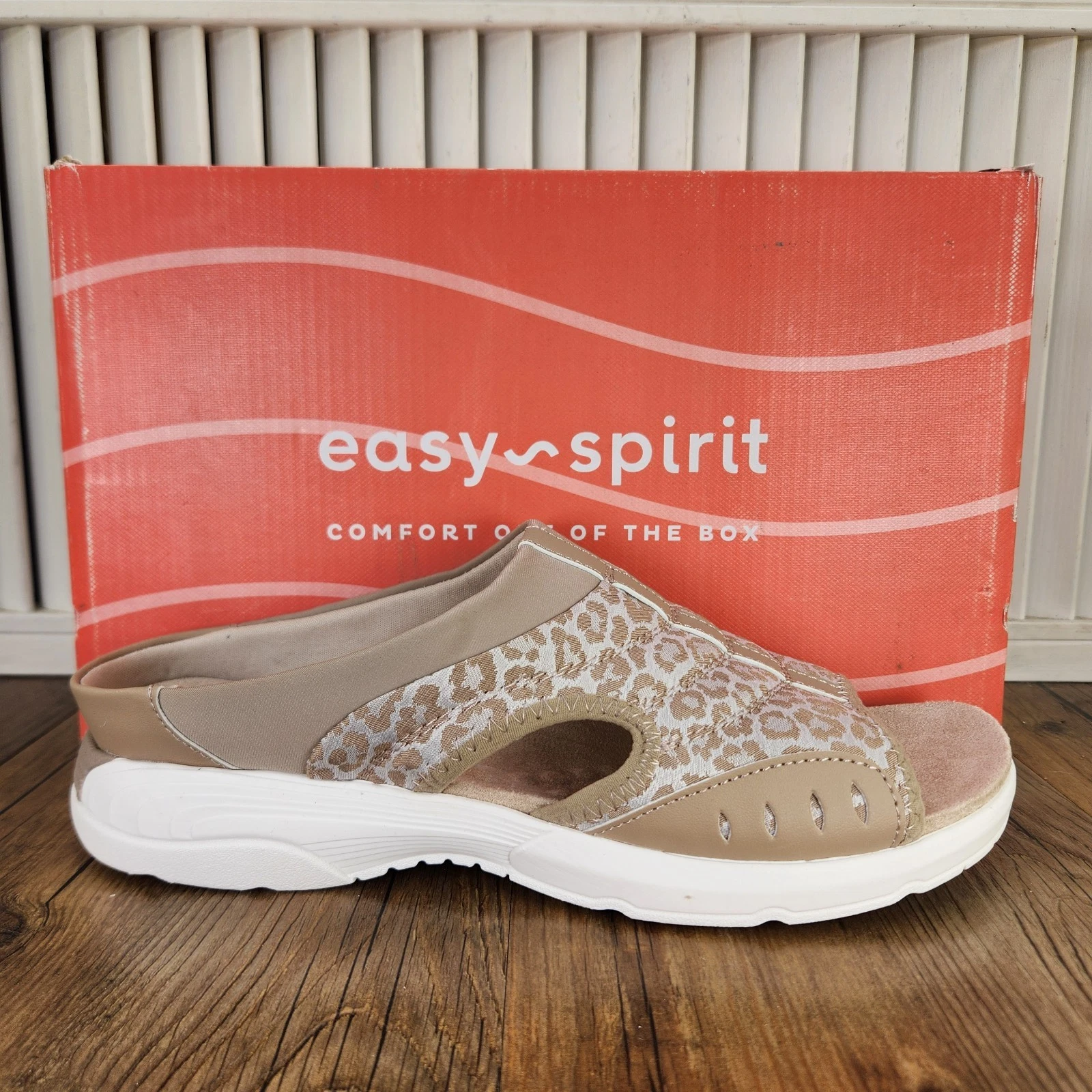 Easy Spirit Traciee 2 Slide Sandals Womens Size 9.5 M Beige Leopard Print Shoes