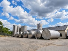 Stainless Steel Storage Tanks $1.50 Per Gallon ￼