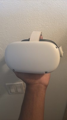 Meta Quest 2 Standalone VR Headset White 90Hz Refresh Rate Virtual Reality