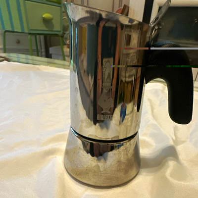 Bialetti Venus Edelstahl Espressokanne 0,3 L induktionsgeeignet silber/schwarz