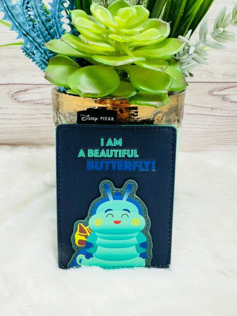 Loungefly Disney Pixar A Bug display picture 2