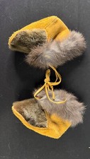 Vintage Alaska Inuit Eskimo Leather Fur Baby Toddler Moccasins 5" L