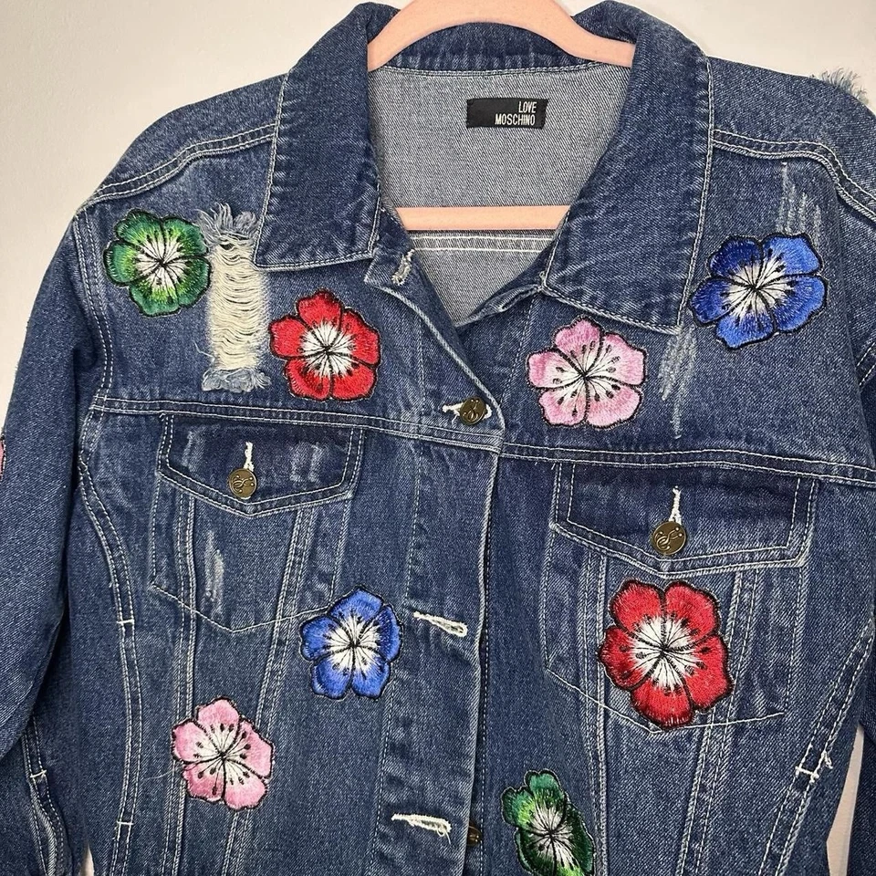 Chaqueta vaquera Love Moschino para mujer talla L Foto 2 de 4