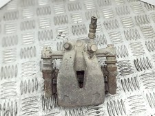 TOYOTA AVENSIS Estate T25 Bremssattel vorne rechts 2.20 Diesel 130kw 36069613