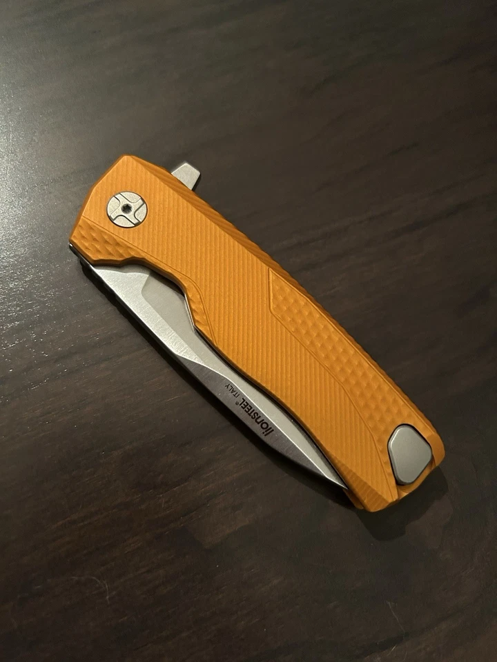 Facas LionSteel ROK Frame Lock ROK A OS M390 aço laranja alumínio - Imagem 3 de 4