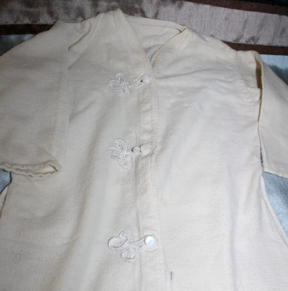 Pijamas largos de franela de una pieza antiguos para niños con solapa trasera Foto 3 de 4