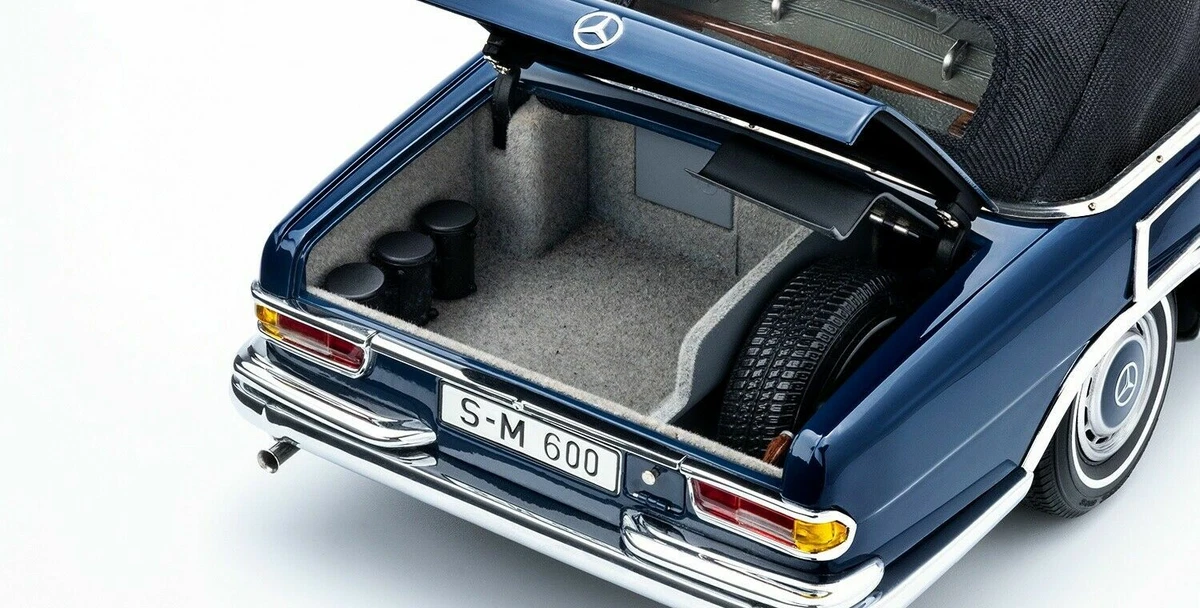CMC 1/18 Mercedes-Benz 600 Pullman (W100) Landaulet w/ functional softtop M-205