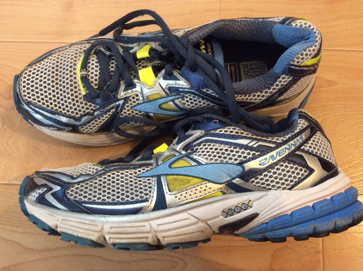 Brooks Ravenna 4 Women s Running Shoes 7.5 Gray Blue Yellow