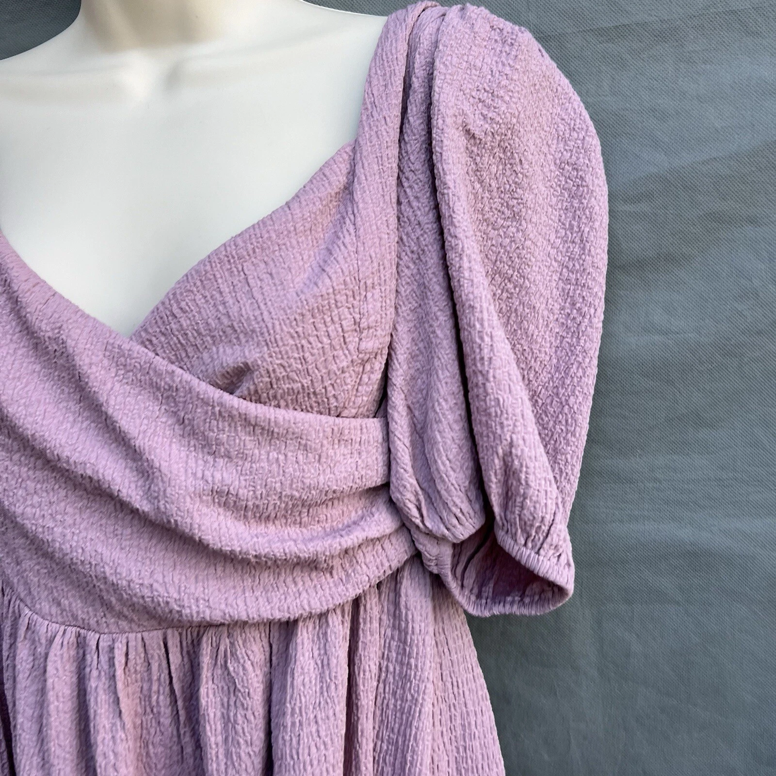 Abito San Valentino Lulu's taglia S viola lavanda incrociato scollo a cuore