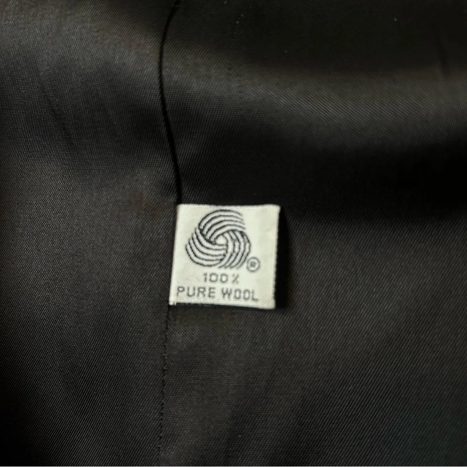 Jones New York 100% Wool Black Coat Full Length Size L Classic Minimalist - Image 4 of 4