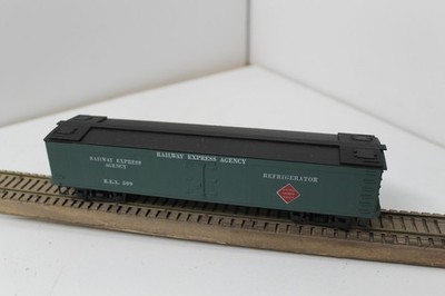 MDC Roundhouse 3610 HO Scale 50' Express Reefer REX 509 Assembled Used