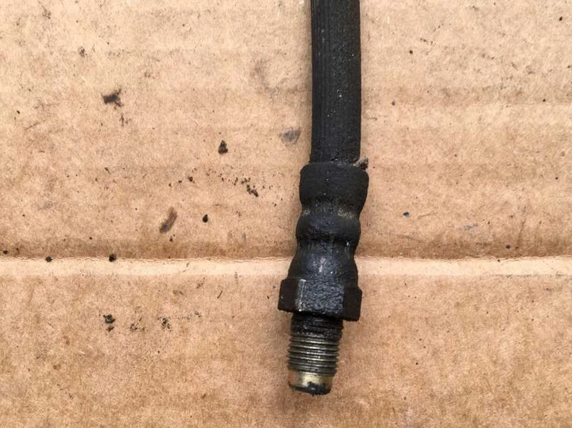 97 98 99 00 01 02 03 MANGUERA HIDRÁULICA FRENO DELANTERO DERECHO BMW 528I 530I 540I Foto 2 de 4